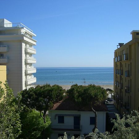 Hotel Taunus - Vista Mare Riccione Exterior foto