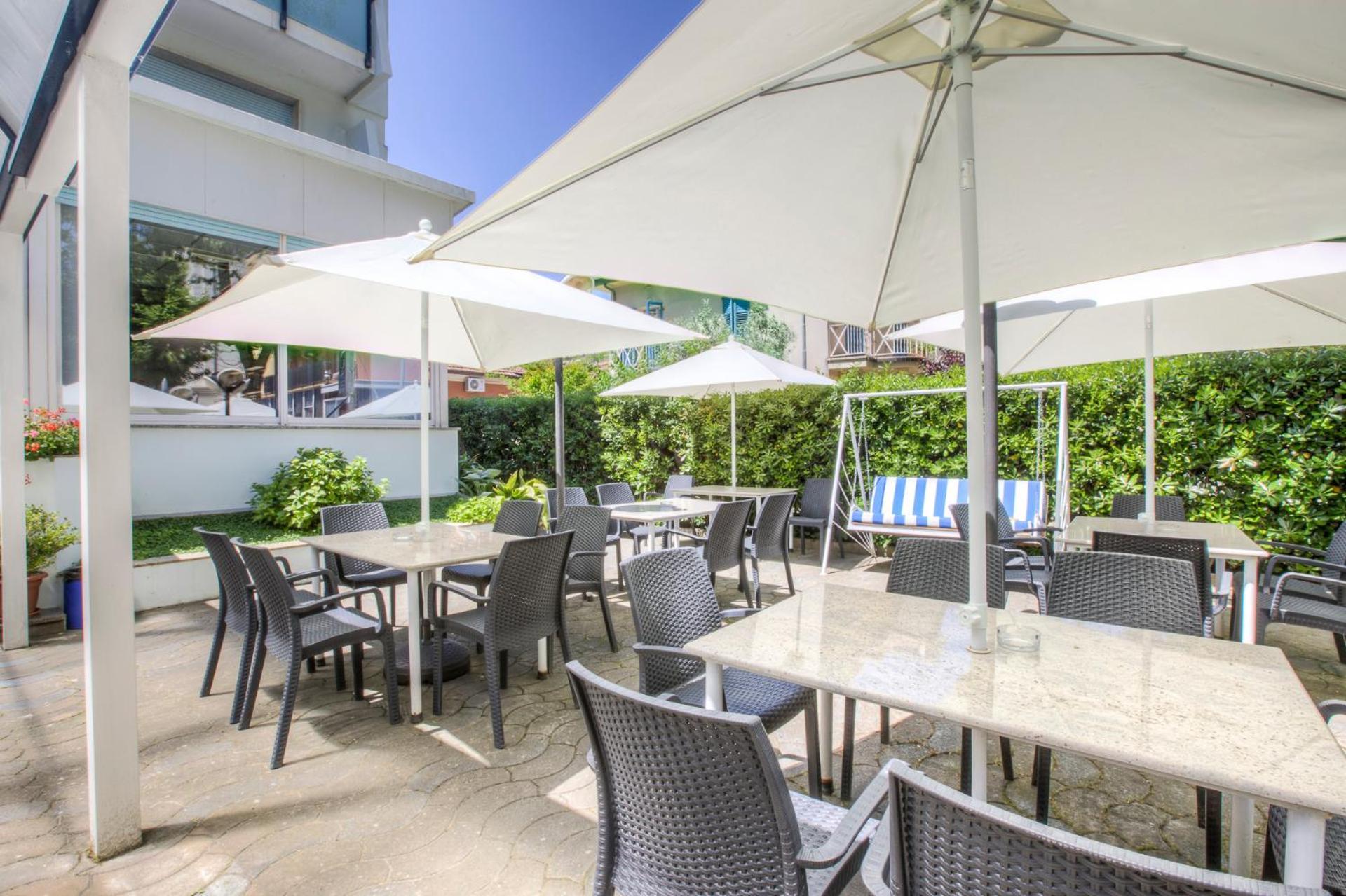Hotel Taunus - Vista Mare Riccione Exterior foto